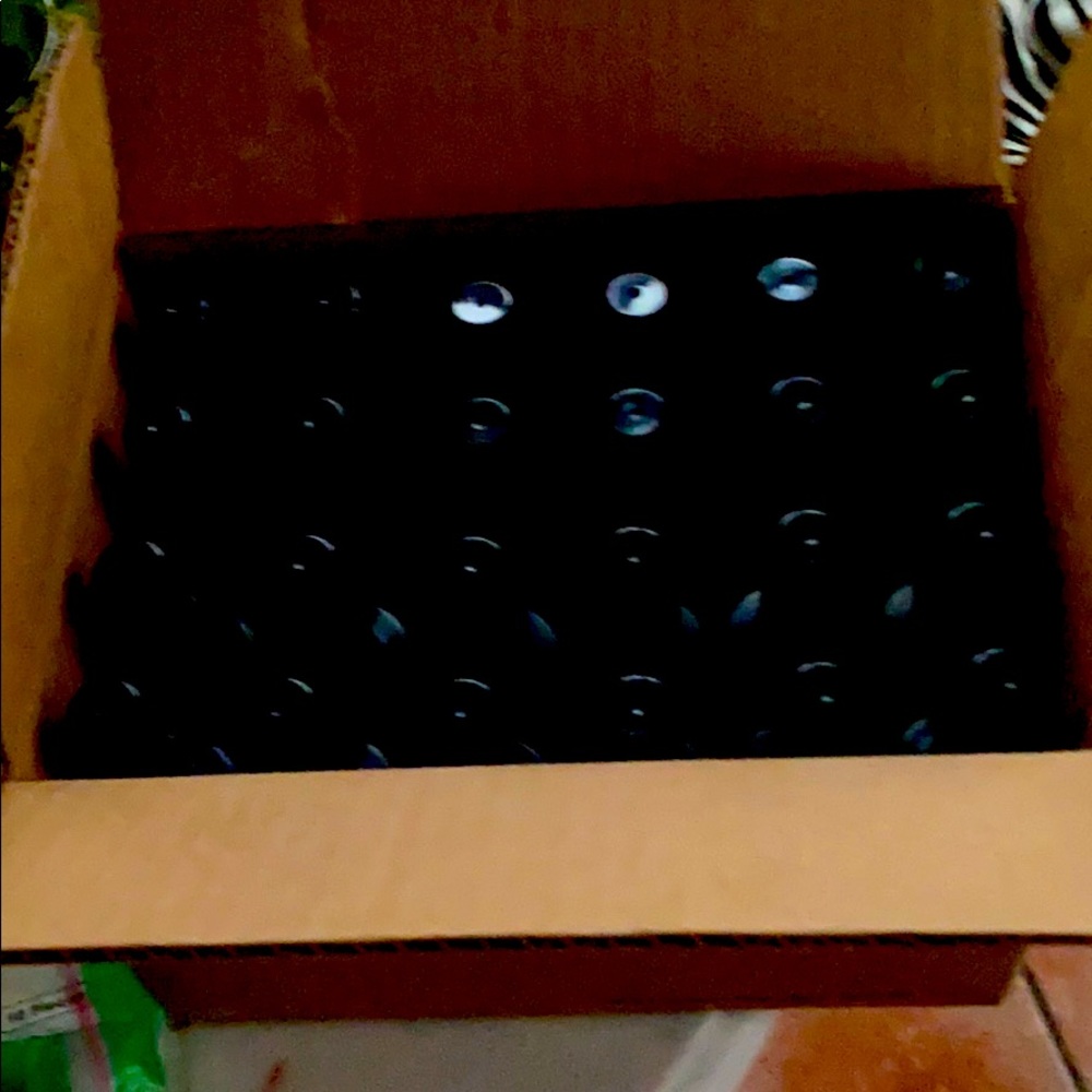 Aveda texture tonic bundle of 24